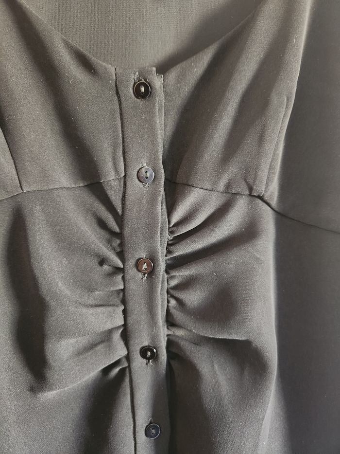 Robe noire Zara manches longues – Taille S – Boutonnée - photo numéro 2