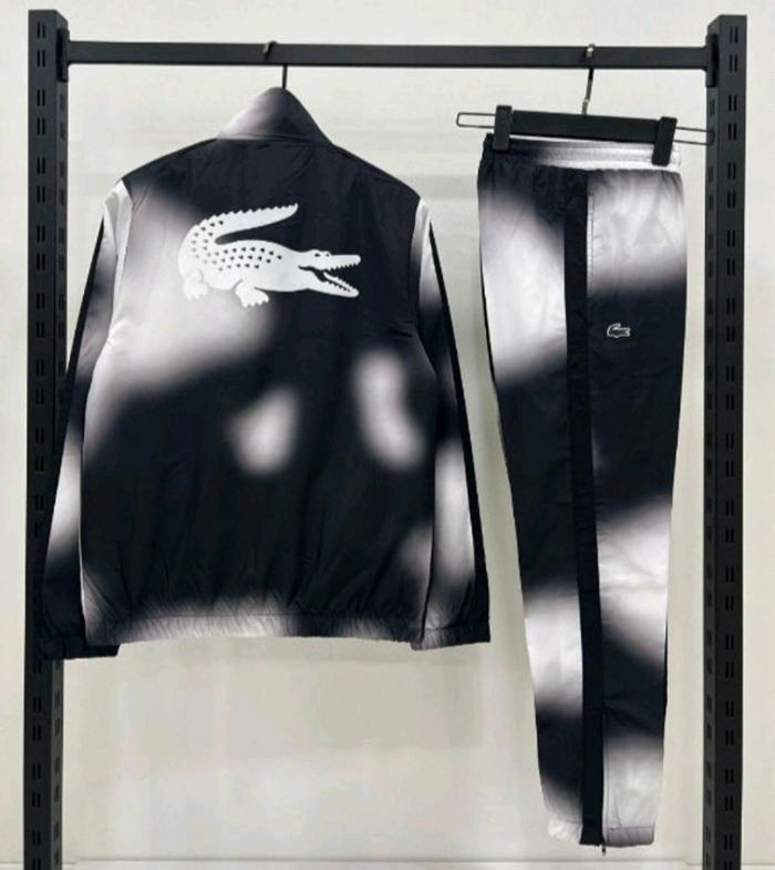 Ensemble lacoste