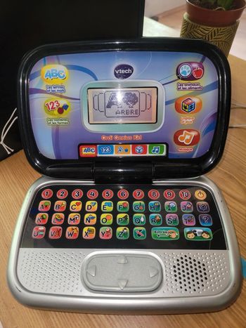 Ordinateur interactif " génius kid "