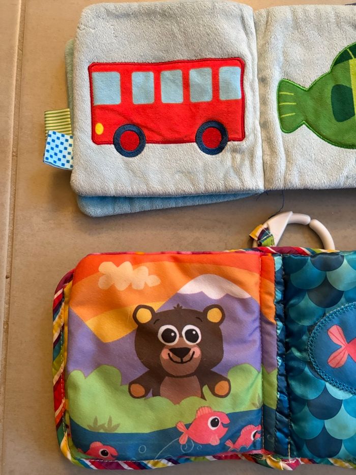 Livres bebe - photo numéro 2