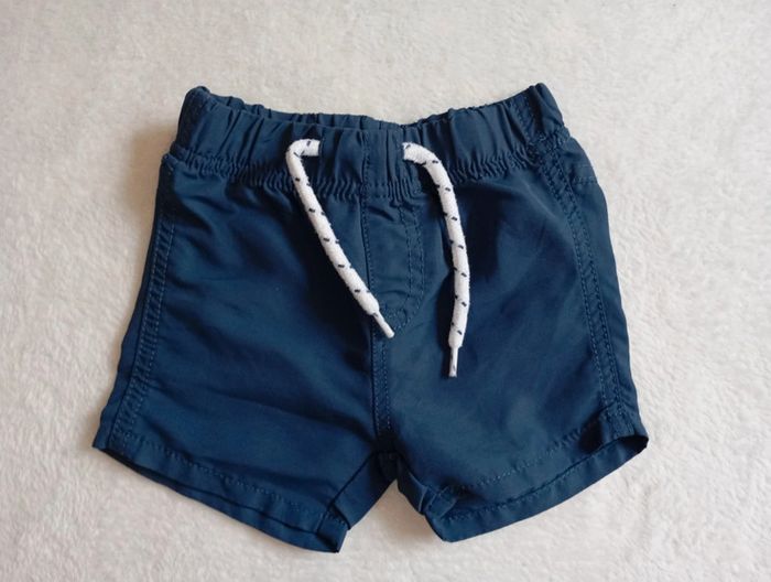 Short très léger 12 mois