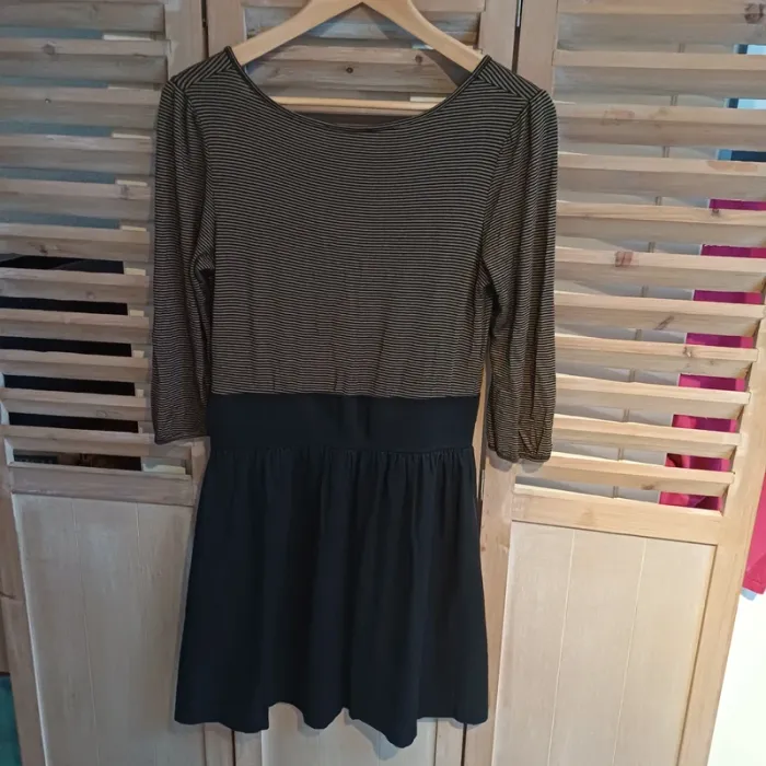 Robe noire et marron taille 38 / 40 - photo numéro 3