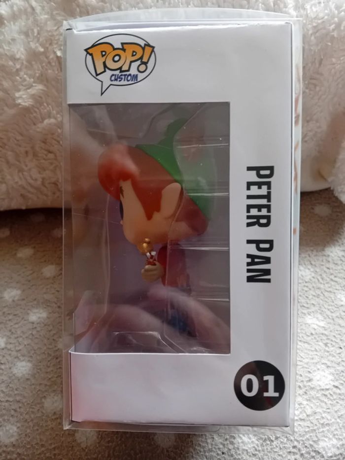 Figurine custom pop Peter Pan Noël - photo numéro 3