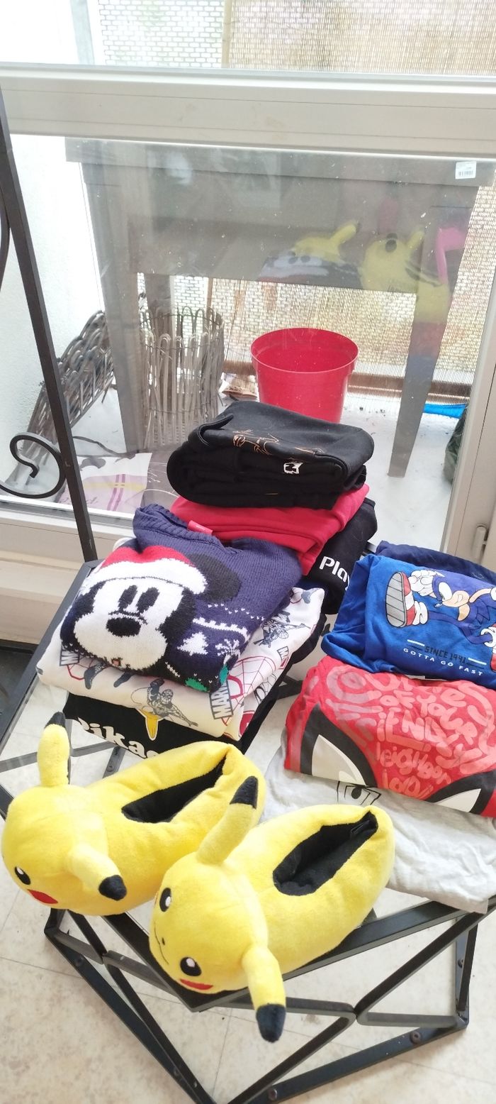 Lot pour enfants de 8/10 pas séparer ☺️ - photo numéro 2