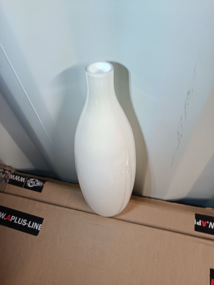 Vase blanc - photo numéro 2