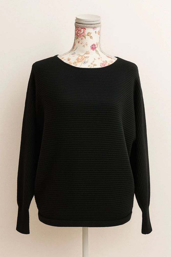đ€ Pull noir manches chauve-souris â Taille L â TrĂšs bon Ă©tat