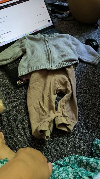 ensemble taille 6 mois 
