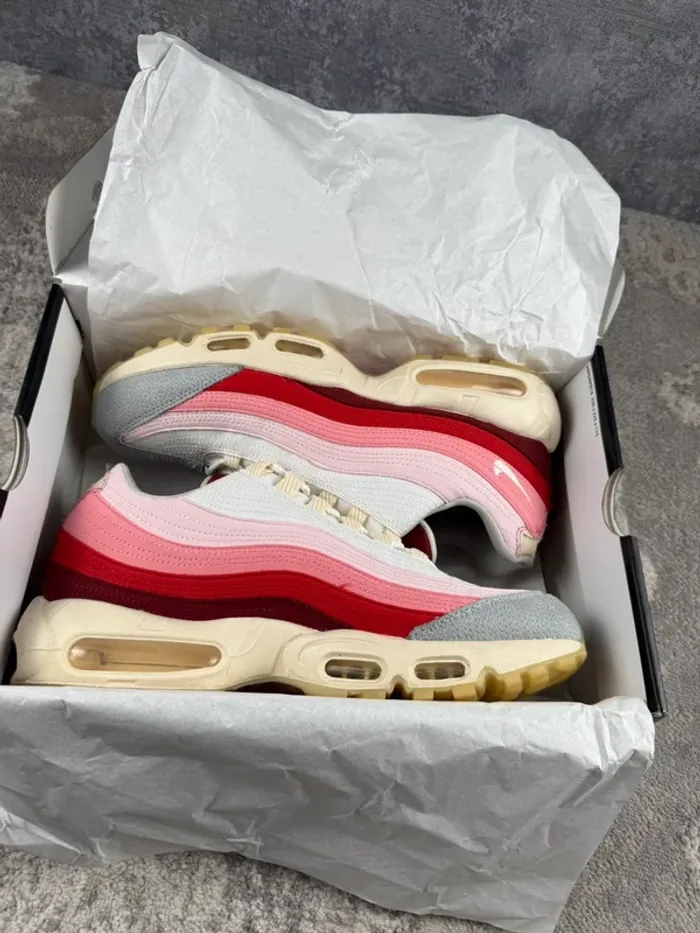 Nike Air Max 95 QS Anatomy Of Air GID - White & Pink & Red - photo numéro 19