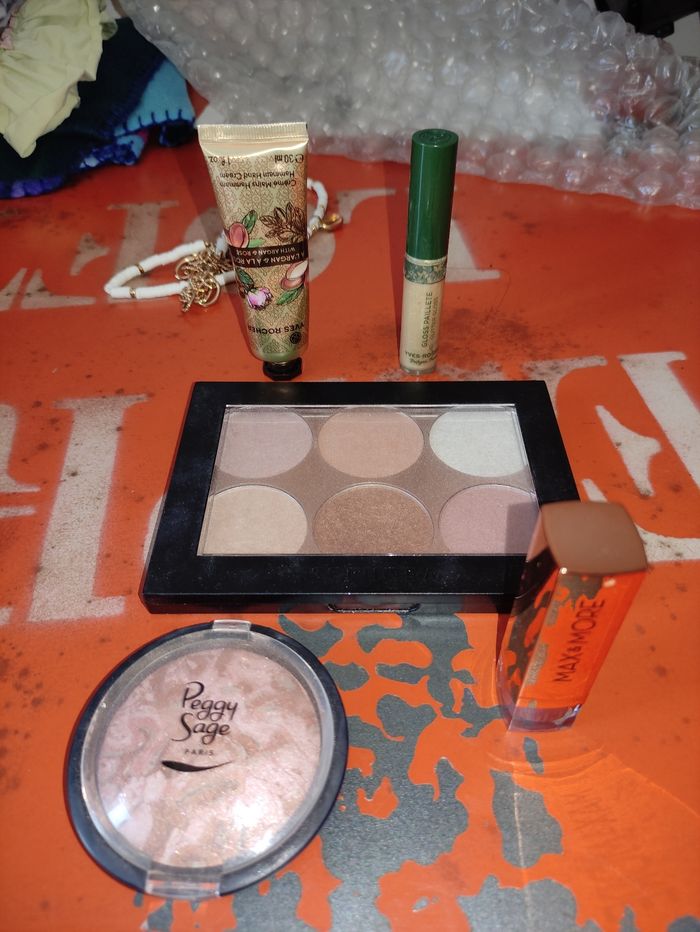 Lot maquillage/soins