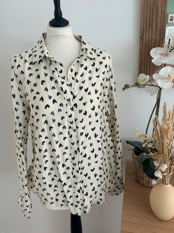 Blouse crème motifs cœurs taille M