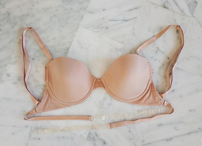 Soutien-gorge invisible/ Dos nu/ Nude/ Back to Glam - photo numéro 3