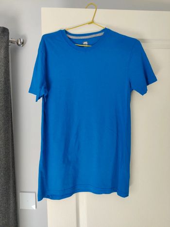 Tee shirt