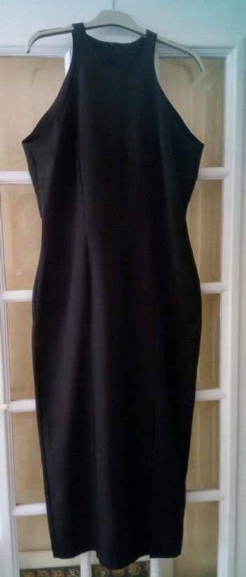 Robe longue fendue de biais