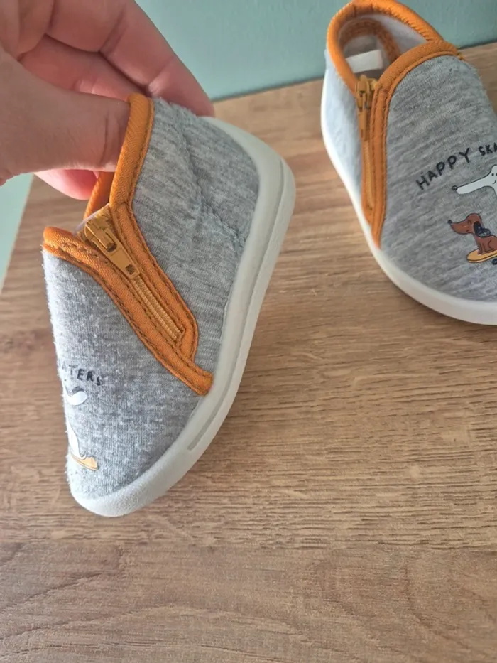 Chaussons bebe gris er orange, pointure 21, vertbaudet - photo numéro 3