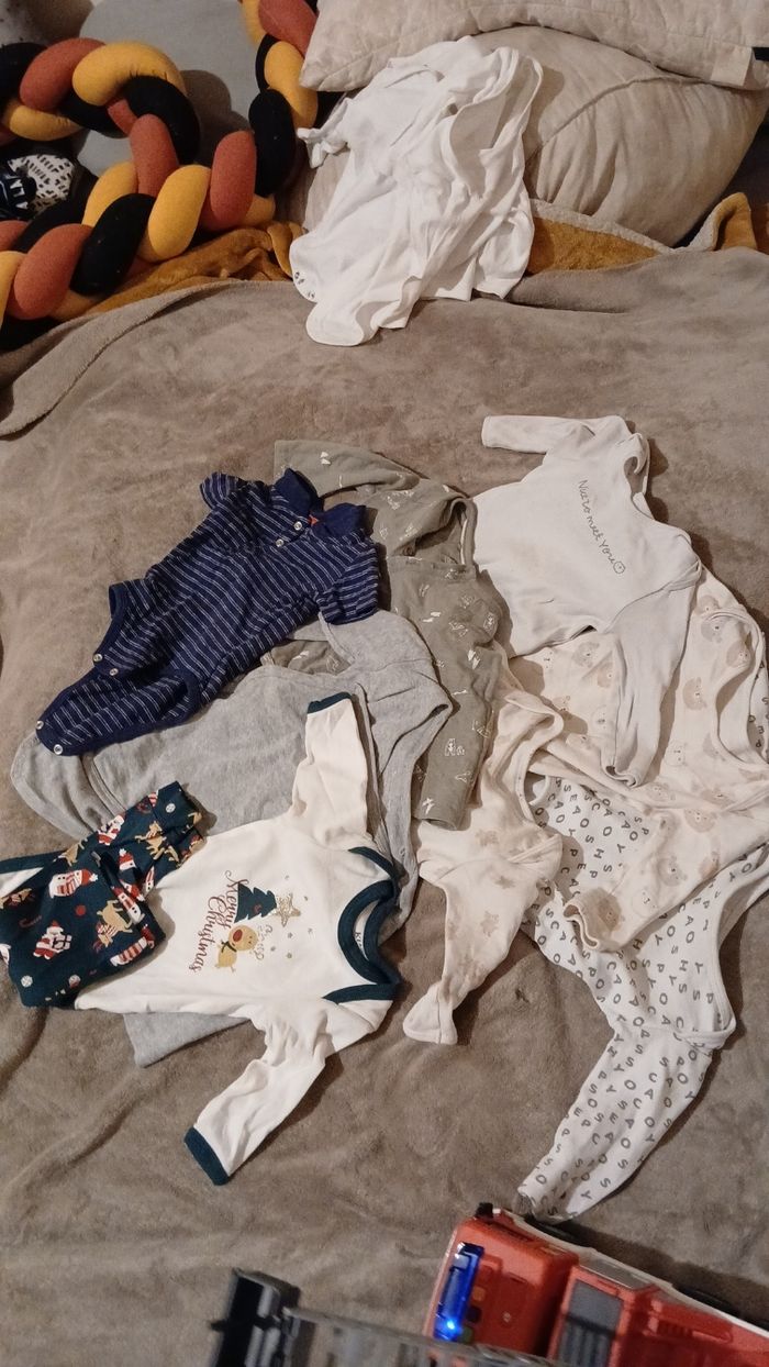 Vêtement 9 mois - photo numéro 3