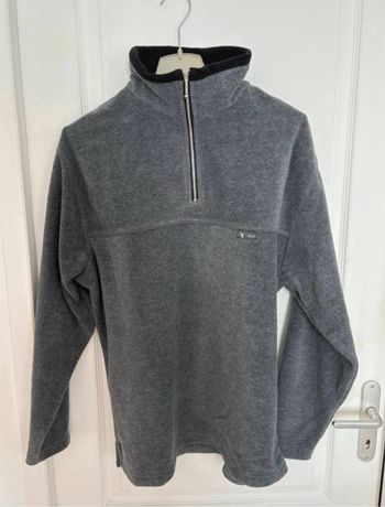 • Pull ~ Armand Thiery ~ Taille M •