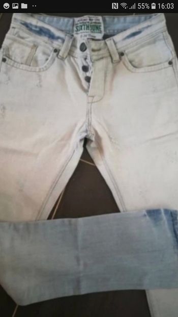 Très beau jean homme sixth June taille 38