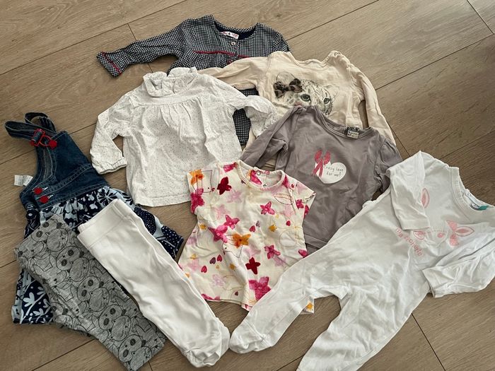 Lot 9 vêtements fille 3-6 mois - photo numéro 2