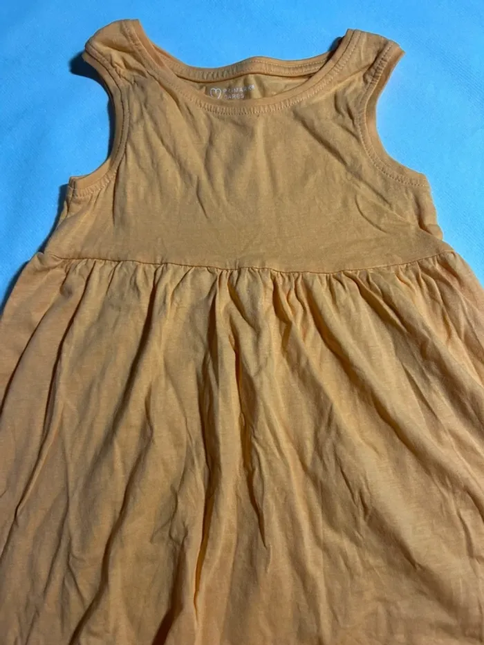 Robe courte - photo numéro 2