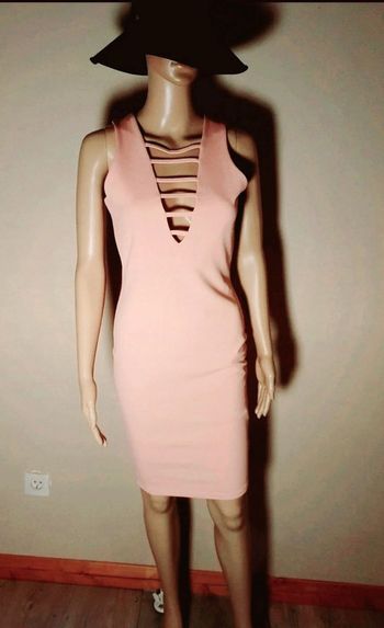 Neuf > T.S-36 Robe rose poudre décollée