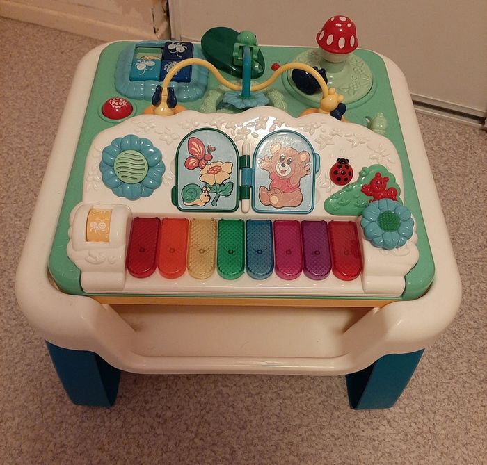 Table d'activités - photo numéro 2