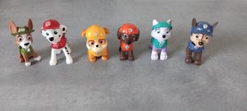 6 petites figurines pat patrouille