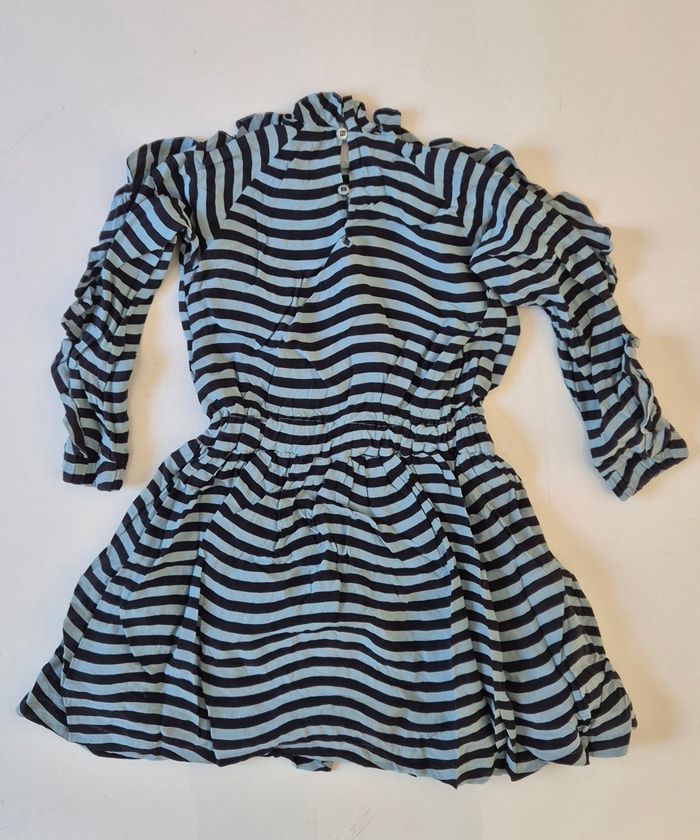 Robe FENDI taille 6 ans - photo numéro 2