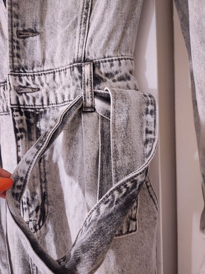 Combinaison jeans neuve - photo numéro 6