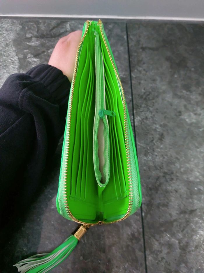 Portefeuille vert fluo motif fleurs - photo numéro 6