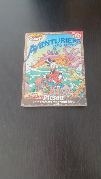 Mickey parade géant