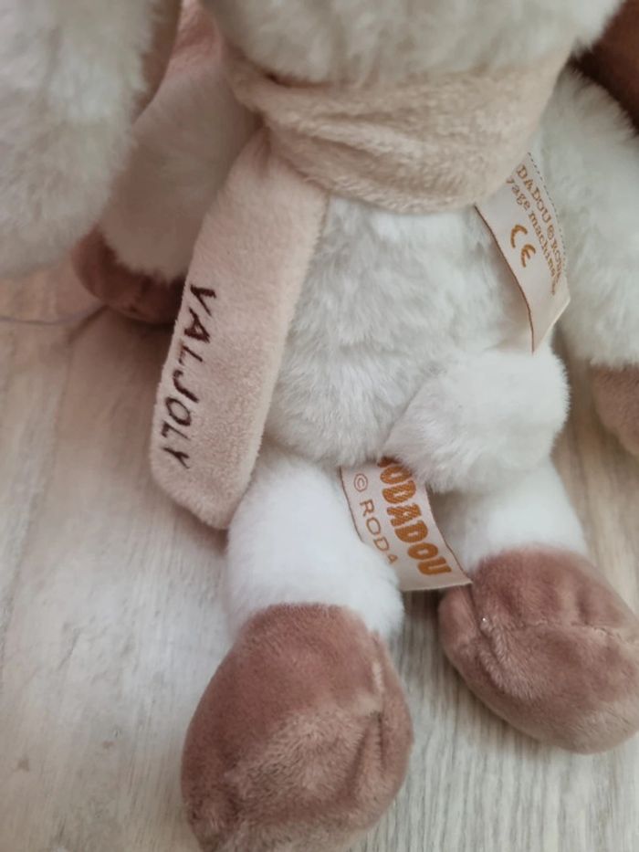 Lapin en peluche - photo numéro 3