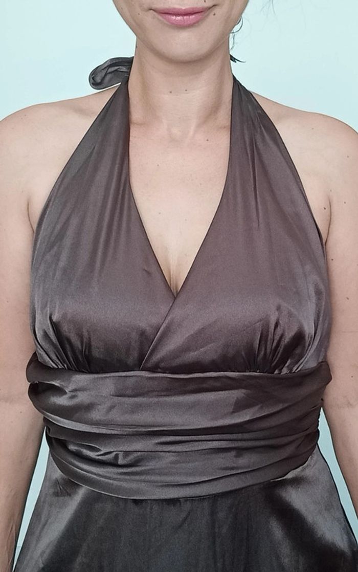 Robe cocktail dos nu en satin taille XL - photo numéro 4