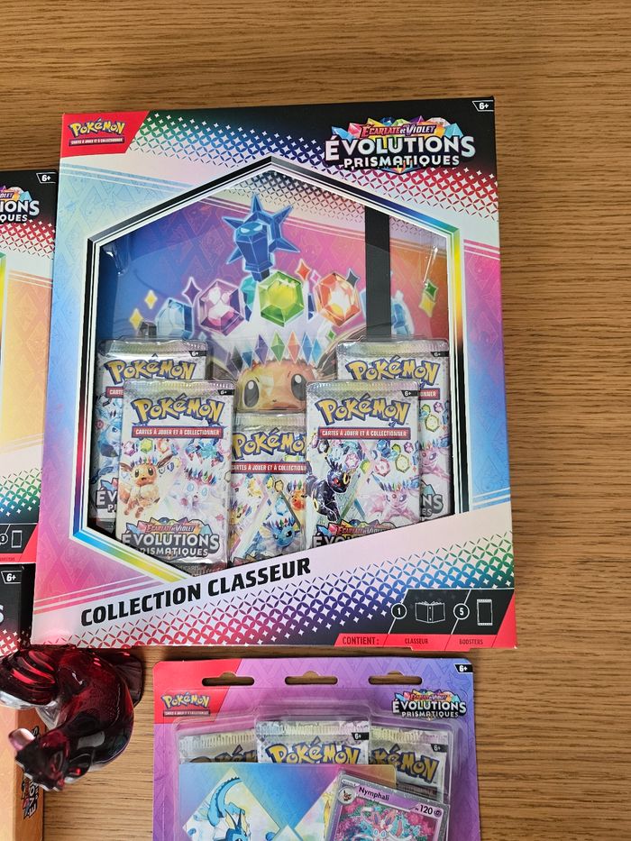 Lot coffrets Pokémon EV8.5 Evolutions prismatiques - photo numéro 4