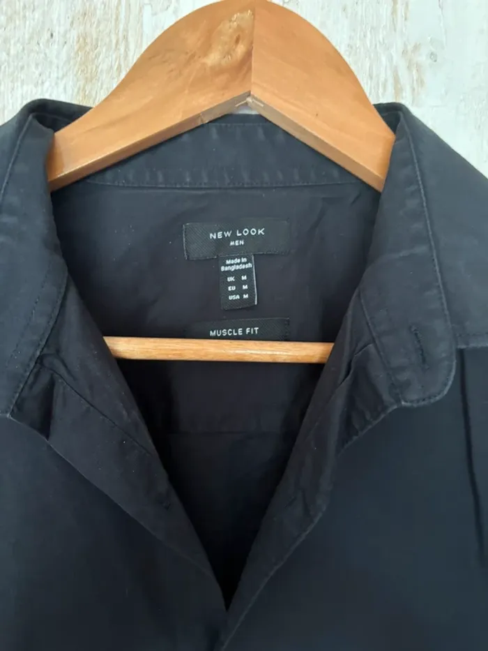 Chemise noir - photo numéro 3