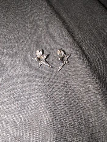 Boucle d'oreille Thierry Mugler étoile