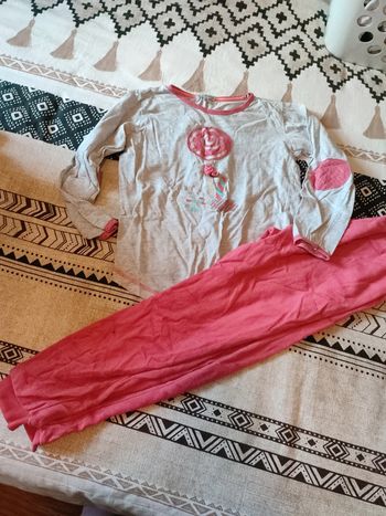 Pyjama 2 pièces taille 8 ans