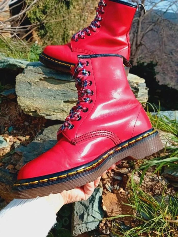 Dr. Martens Made in England 🇬🇧 rouge vintage lacets tartan uk3 36 - photo numéro 4