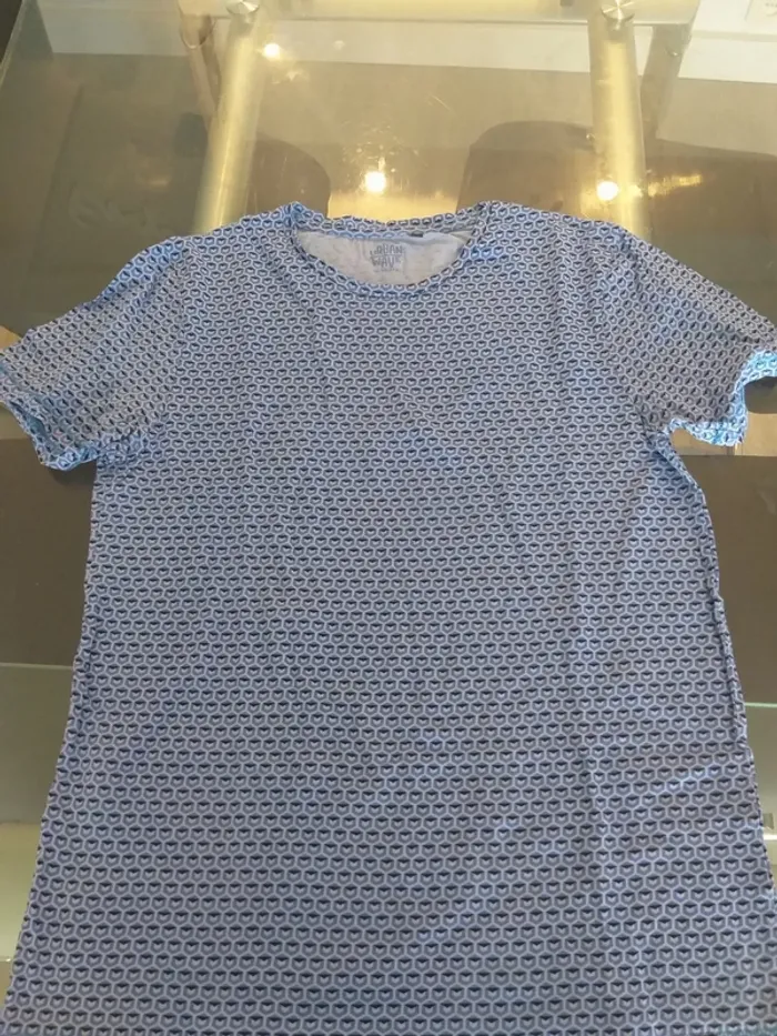 Lot de 2 t shirt divers - photo numéro 2