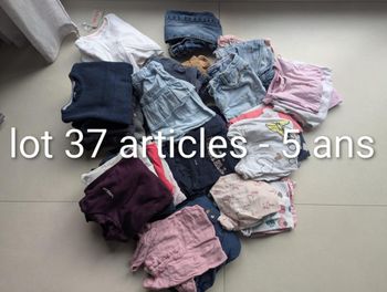 Lot complet fille 5 ans 37 articles