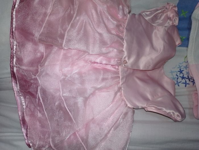 Vêtements divers 9 mois TBE - photo numéro 4