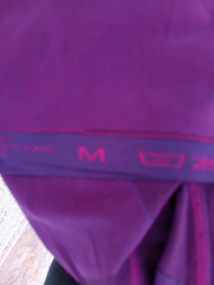 Haut de sport taille M - photo numéro 3