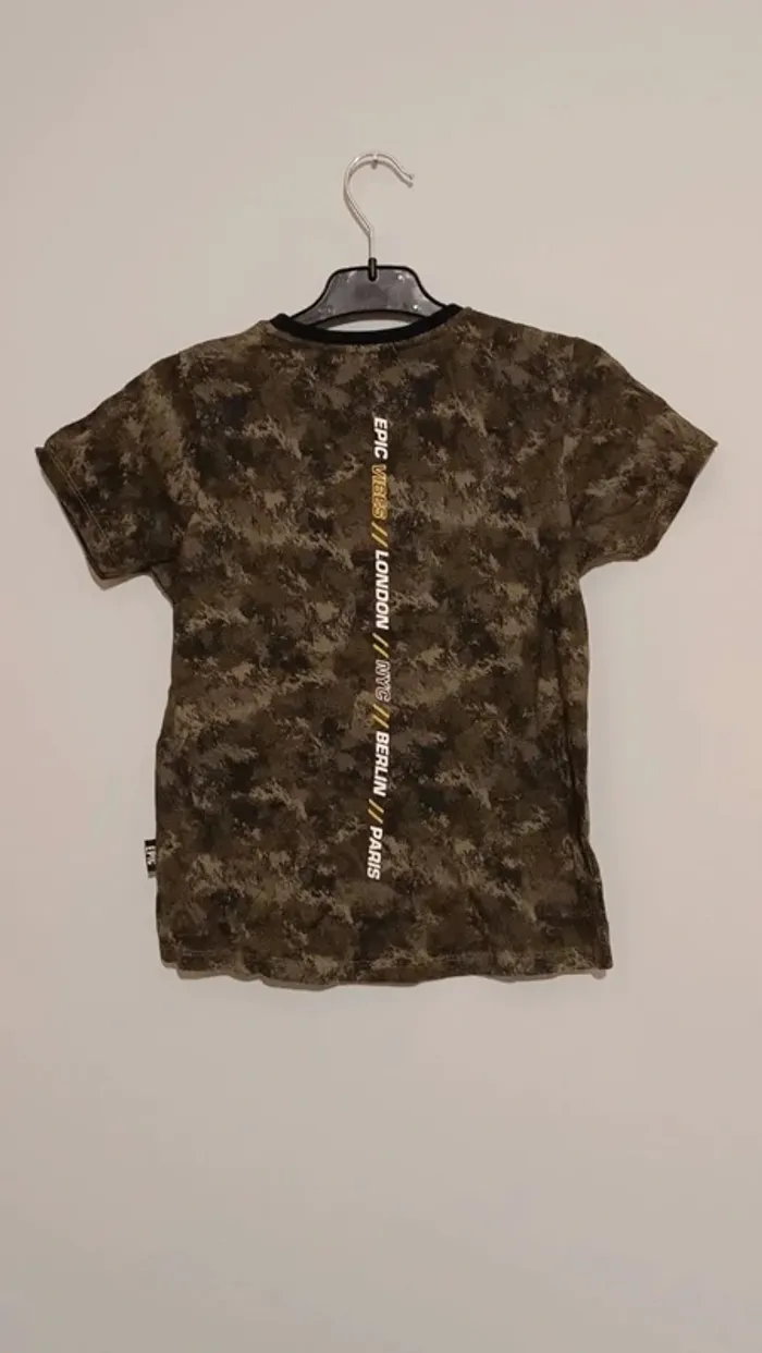 T-shirt militaire - photo numéro 3