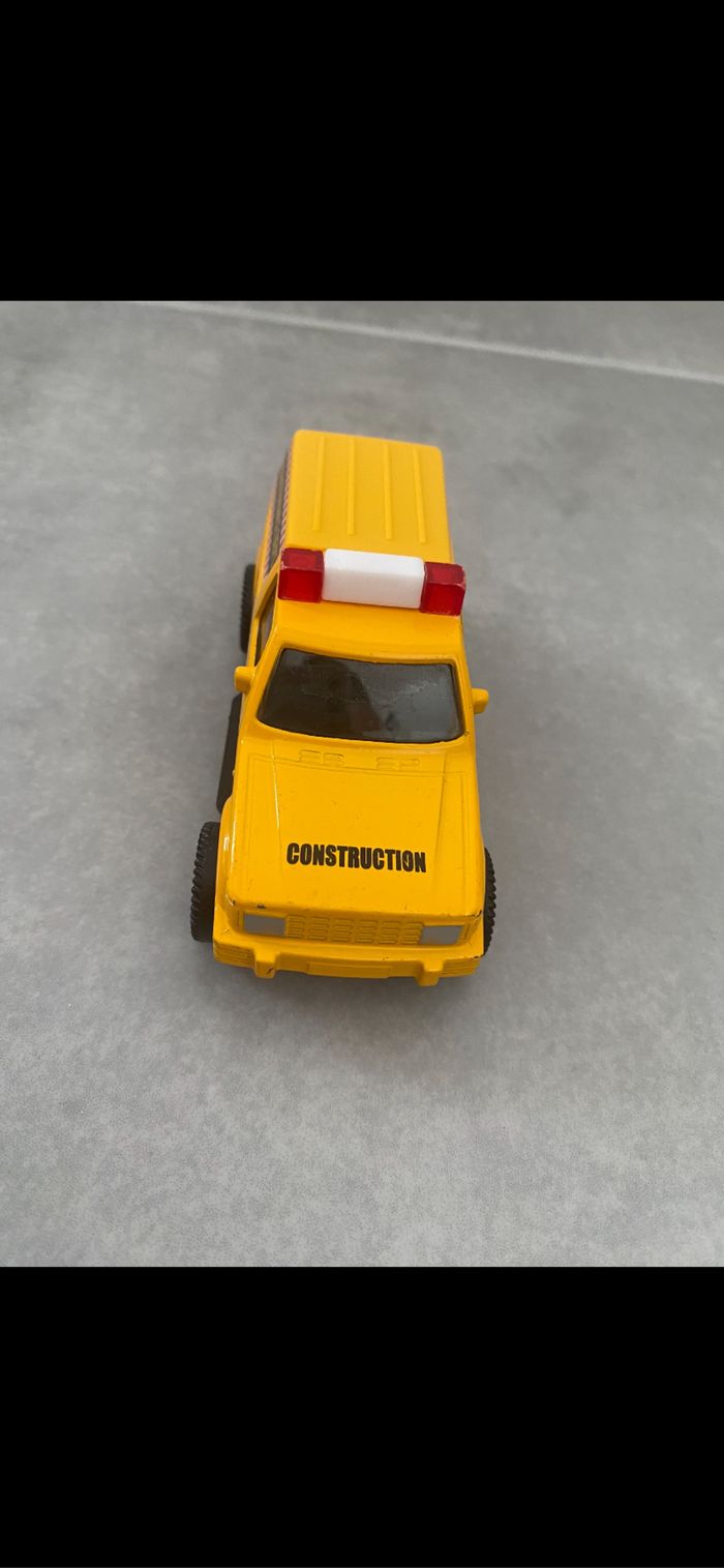 Voiture de chantier maintenance - photo numéro 4