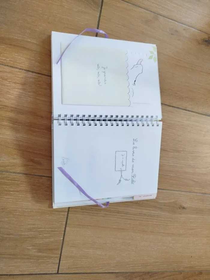 Livre le livre de mon bébé - photo numéro 3