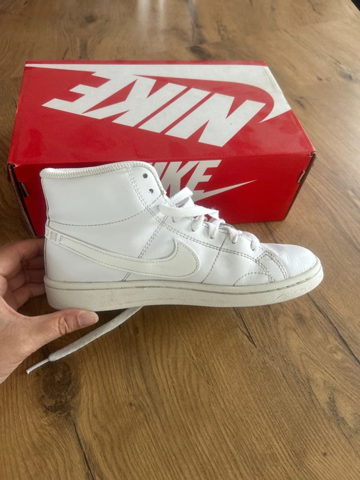 Nike 37,5 ou 6,5 femme - photo numéro 9