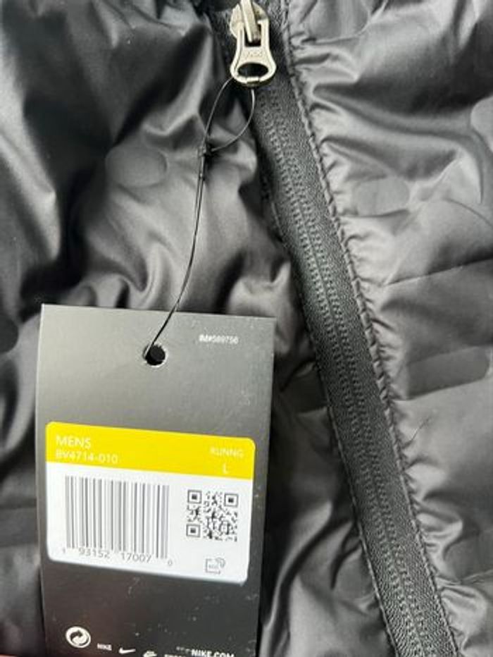 Nike performance aeroloft veste sans manche noir L - photo numéro 7