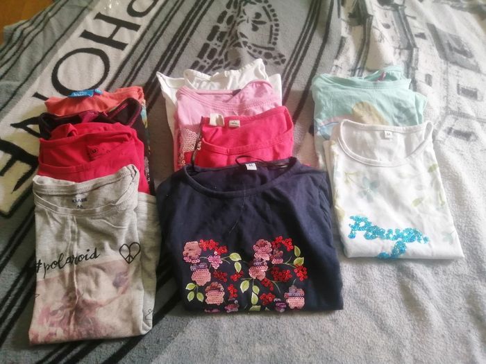 Lot t-shirt fille taille 6 ans