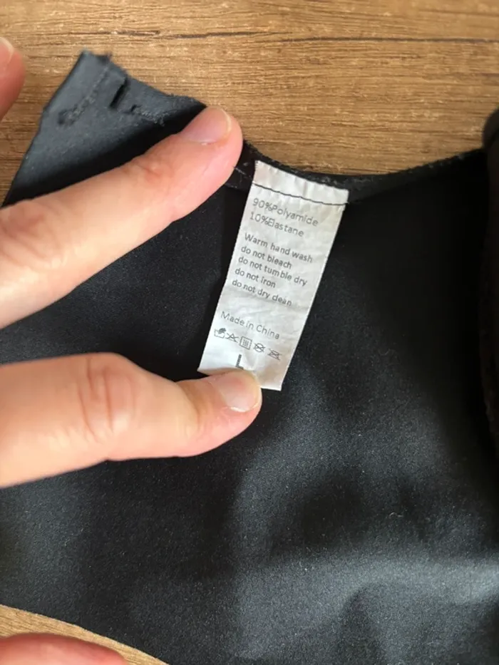 Soutien gorge bandeau noir bretelles transparentes multipositions T.L neuf - photo numéro 2