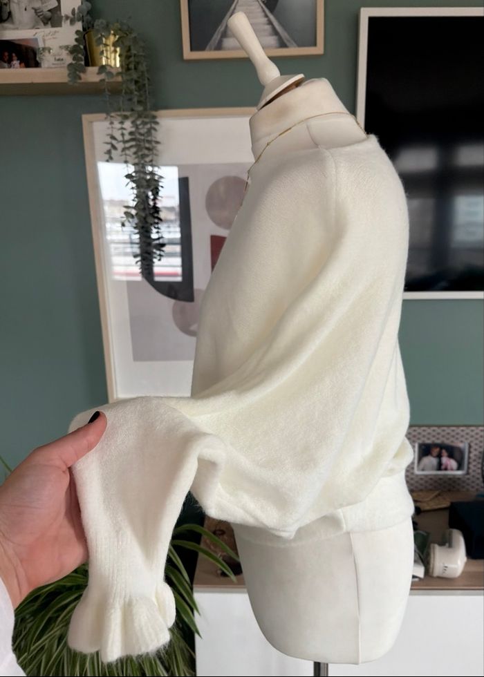 Pull en maille chauve souris duveteuse blanc taille S/M col bateau laine viscose - photo numéro 3