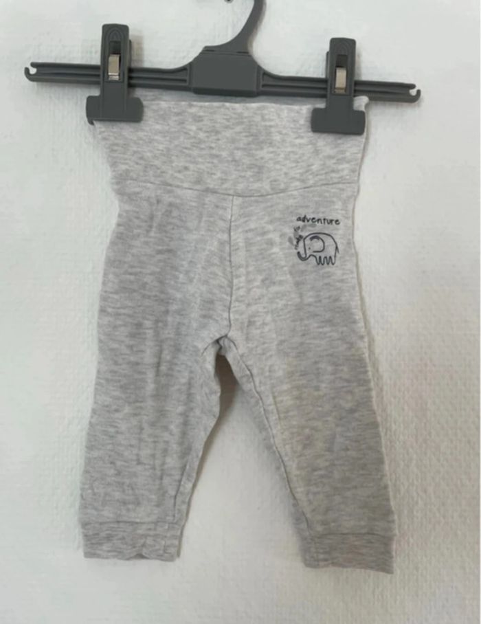 Leggings Bebe - taille 6 mois